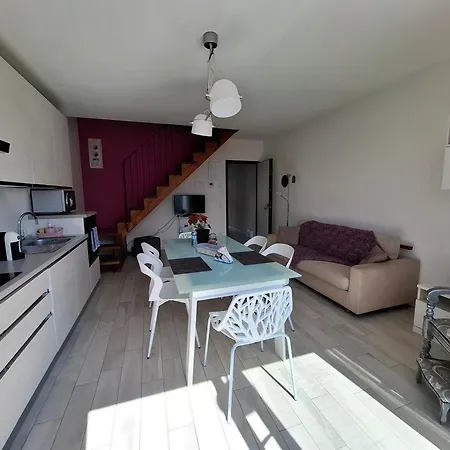 Immobillario - Da Melissa Apartamento Vercana
